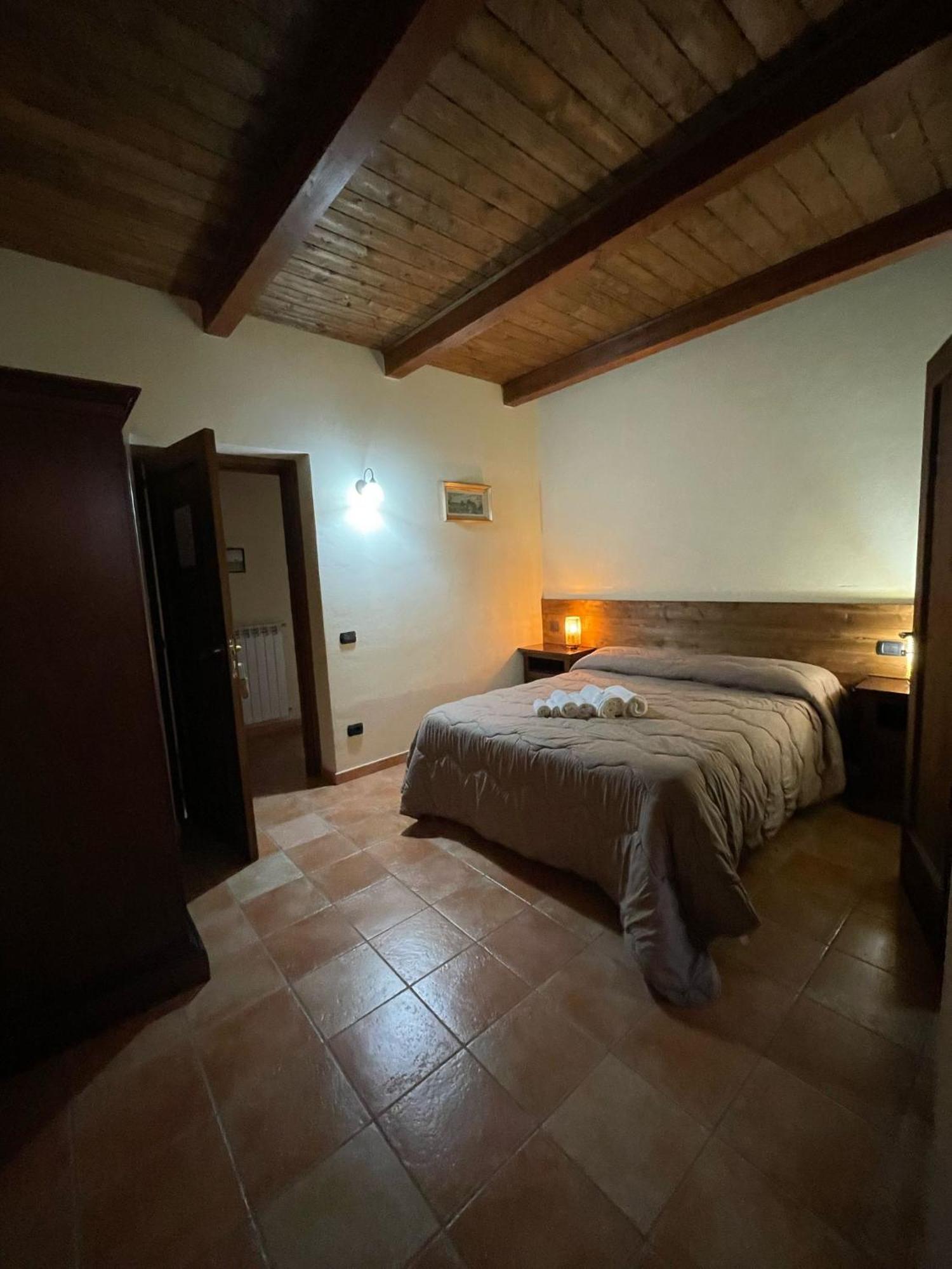 La Locanda Del Poeta Acri Exterior photo
